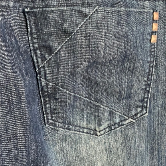 the Khloe Kardashian kollection size 16 - Picture 5 of 8